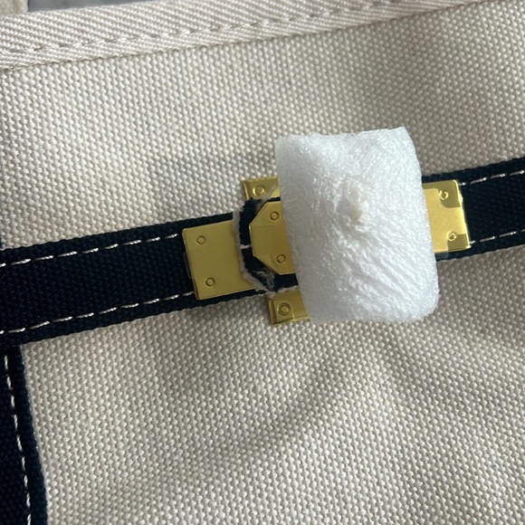 Boatkin canvas bad. Cream with Navy. Unfinished look is intentional.brand new - Picture 7 of 8